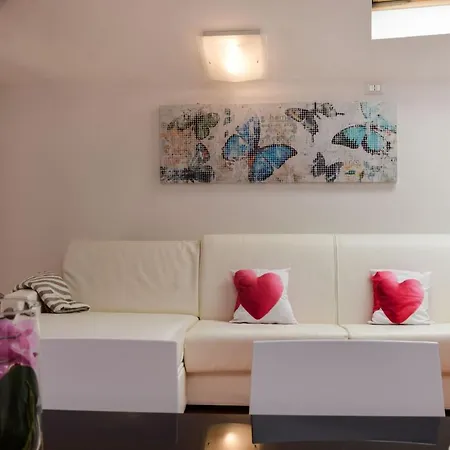 Butterfly Apartment